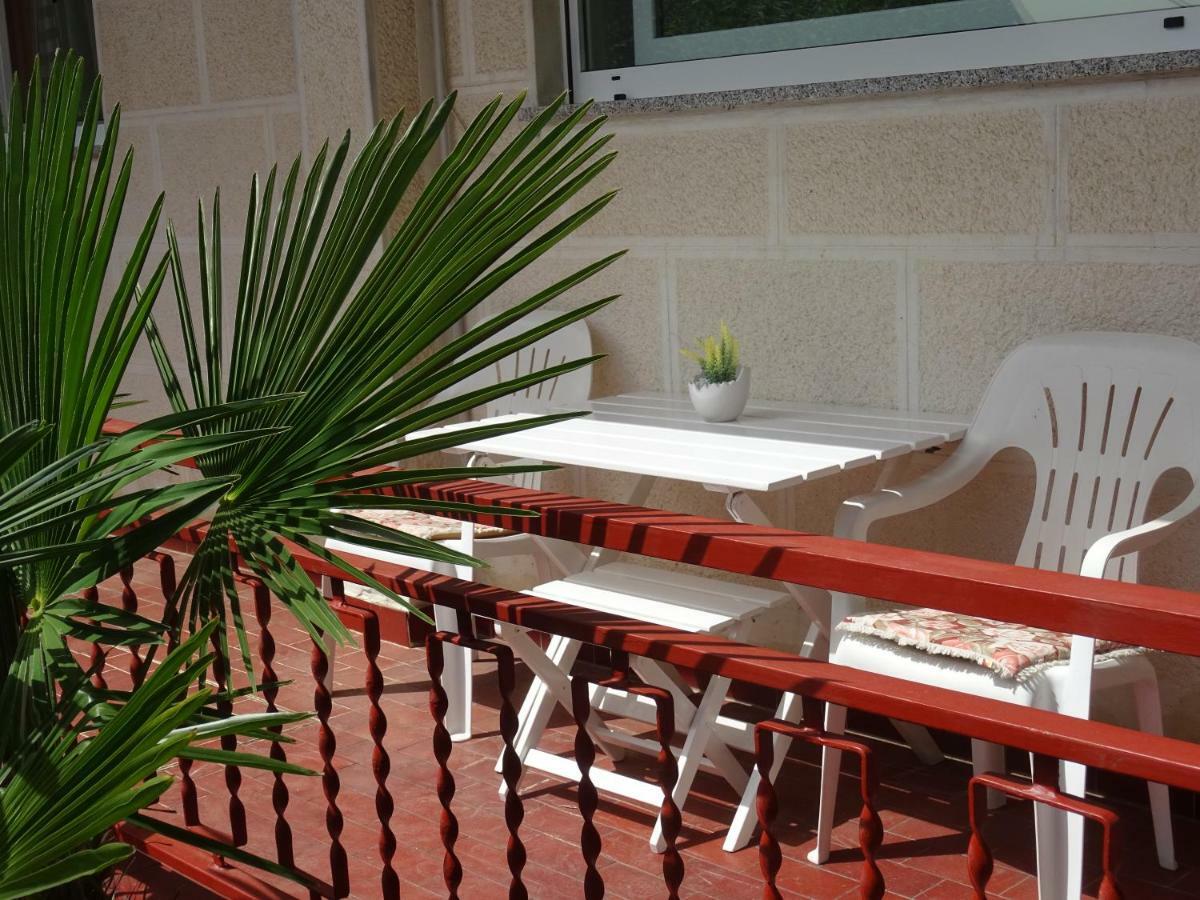 Apartman Iris S Terasom غييكا المظهر الخارجي الصورة