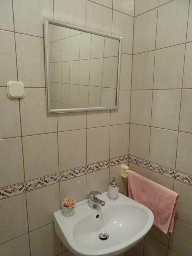 Apartman Iris S Terasom غييكا المظهر الخارجي الصورة