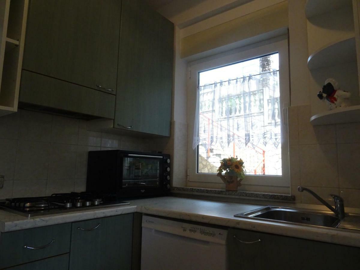 Apartman Iris S Terasom غييكا المظهر الخارجي الصورة
